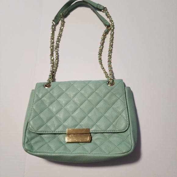 Forever 21 Quilted Mint Green Shoulder Bag with Gold Chain - Picture 2 of 16
